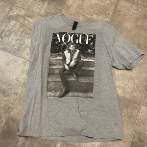 Morgan Wallen Gray Vogue Graphic Crew Neck Tee